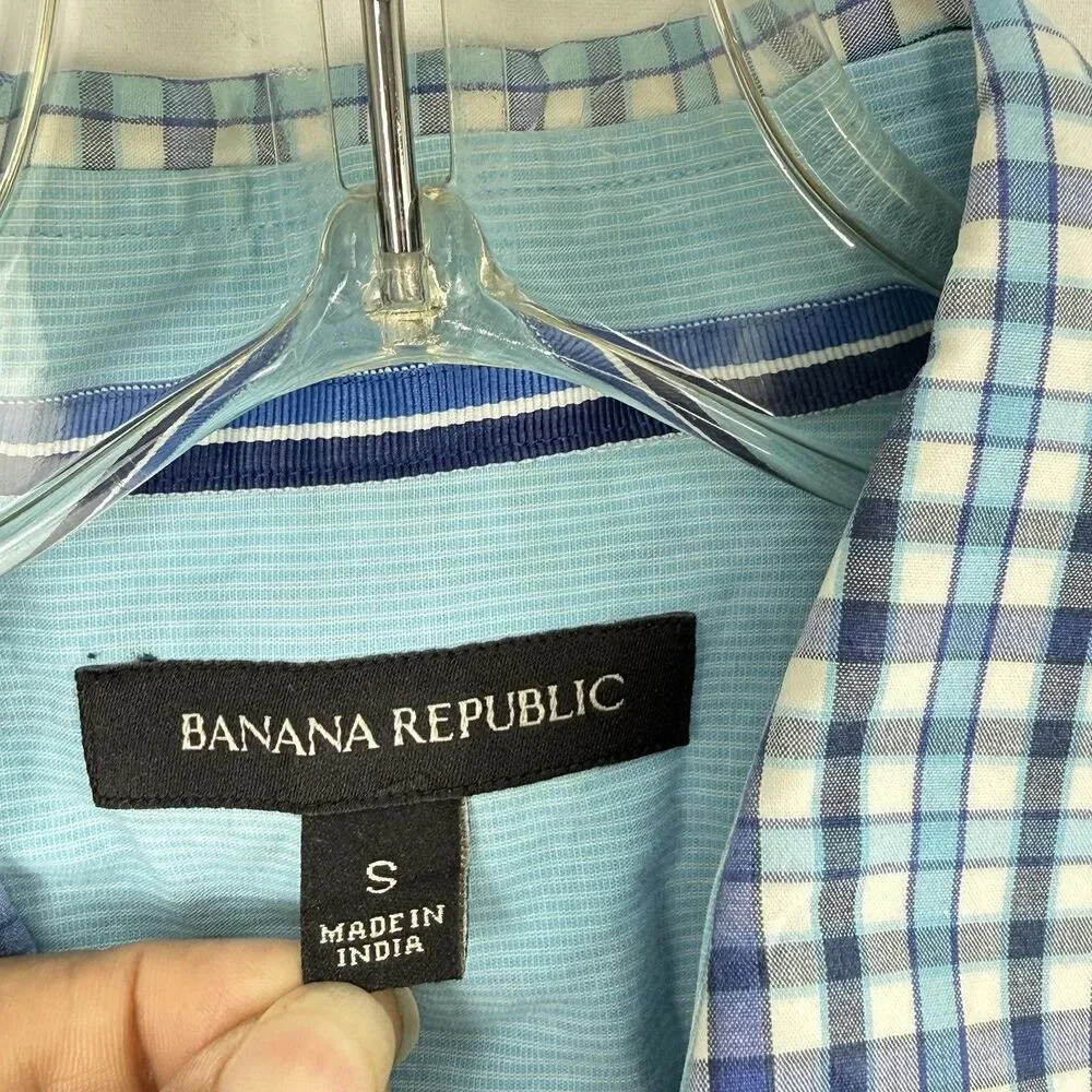 Banana Republic Blue Plaid Woven Short Sleeve Button-Up Shirt Men's Small